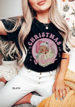 vintage t shirt womens retro pink santa claus tee comfort colors christmas shirt family holiday apparel for festive occasions uq1r2