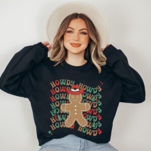 vintage western christmas sweatshirt featuring howdy gingerbread man design for women ideal for country and cowboy holiday celebrations h0o8f