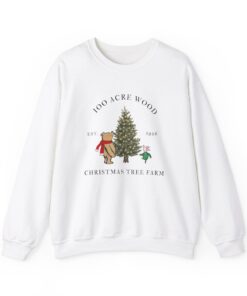 vintage winnie the pooh christmas sweatshirt classic design for holiday celebrations featuring iconic pooh and christmas tree graphics iwiqj