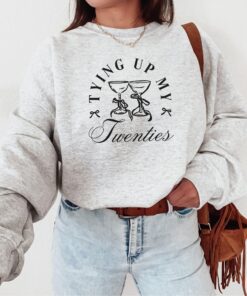 30th birthday sweatshirt born in 1995 crewneck tying up my twenties matching party outfit for women xrie6