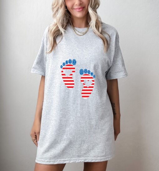 4th of july pregnancy reveal shirt for moms to be funny t shirt for pregnant women unique mom life tee v3jyl scaled