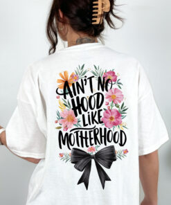 aint no hood like motherhood vintage graphic tee for women funny mom shirt retro oversized cute aesthetic top usm1b