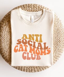 anti social cat mom club shirt funny cat mom t shirt for proud kitty mama perfect for mothers day and new cat moms n5x38