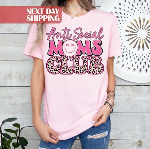 antisocial moms club funny mom shirt for new moms retro mama t shirt unique mom gift for her anti social style t4e85