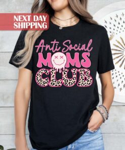 antisocial moms club funny mom shirt for new moms retro mama t shirt unique mom gift for her anti social style tucdy