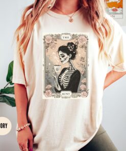 aunt tarot card shirt for women skeleton t shirt best aunt ever mothers day gift pregnancy reveal to sister wkuvr