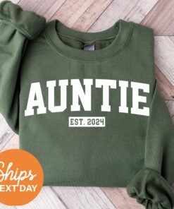 auntie est 2024 sweatshirt for new aunts pregnancy announcement sister gift cool aunt hoodie vptdg