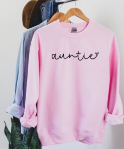 auntie sweatshirt funny aunt shirt new aunt gift pregnancy announcement birthday gift for aunt unique auntie apparel 1xgbb