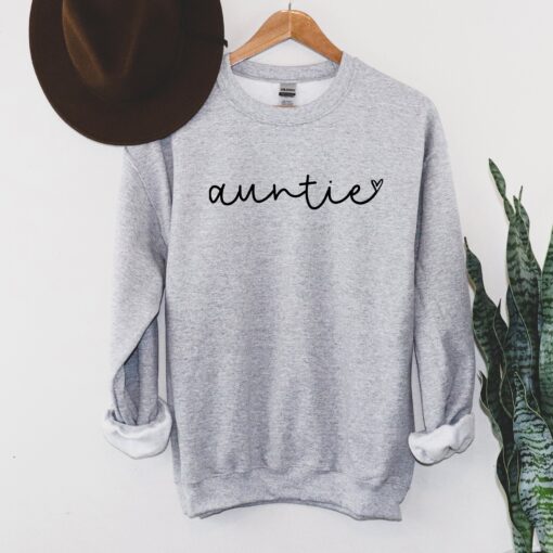 auntie sweatshirt funny aunt shirt new aunt gift pregnancy announcement birthday gift for aunt unique auntie apparel