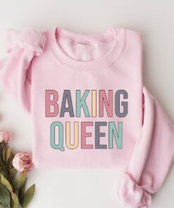 baking queen sweatshirt for cooking lovers funny cookie hoodie ideal baking mom gift and chef gifts gui04