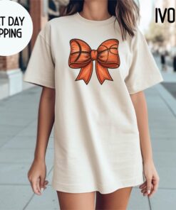 basketball mom shirt with bow design game day shirt for fall basketball fans unique gift for moms yqsrl