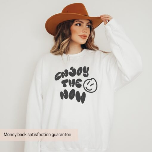 be present sweatshirt for women trendy boho positivity shirt mental health awareness apparel sassy graphic sweater nnshg