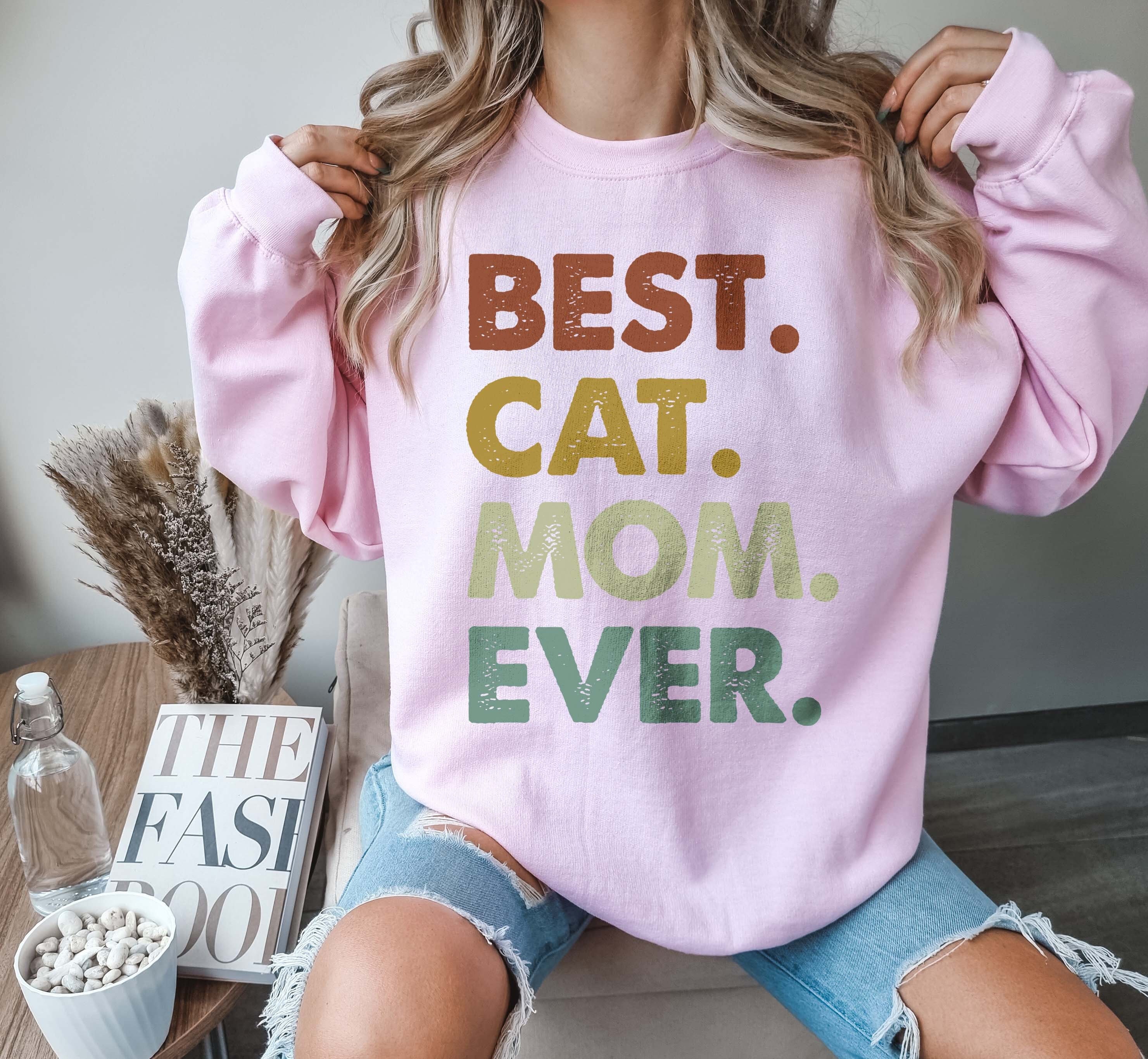 best cat mom ever sweatshirt retro style for cat lovers cute mothers day gift for moms 01nz2 scaled