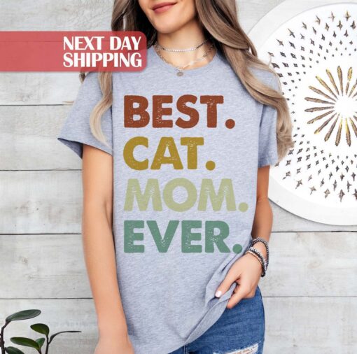 best cat mom shirt for mothers day funny cat mom t shirt unique gift for mom birthday love mom apparel yo54g