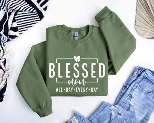 blessed mom sweatshirt for new moms pregnancy gift cute womens clothing mothers day shirt best mom ever apparel apus0