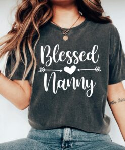 blessed nanny shirt for mothers day cute grandma t shirt personalized nanny gift for birthday and special occasions mkntt