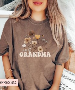 blue bow grandma shirt for new grandmas cute mothers day gift personalized nana t shirt comfort colors wsttu