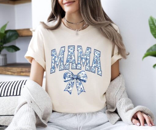 blue ribbon mama shirt cute floral tee for mothers day retro mom life gift chinoiserie aesthetic bow design jtyrn