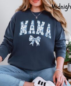 blue ribbon mama shirt cute mom shirt for mothers day gift chinoiserie bow design stylish mom life t shirt vbzp9