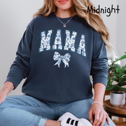 blue ribbon mama shirt cute mom shirt for mothers day gift chinoiserie bow design stylish mom life t shirt vbzp9 scaled