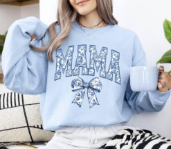 blue ribbon mama sweatshirt cute mom life shirt retro floral design perfect for mothers day gifts and new moms jylmj
