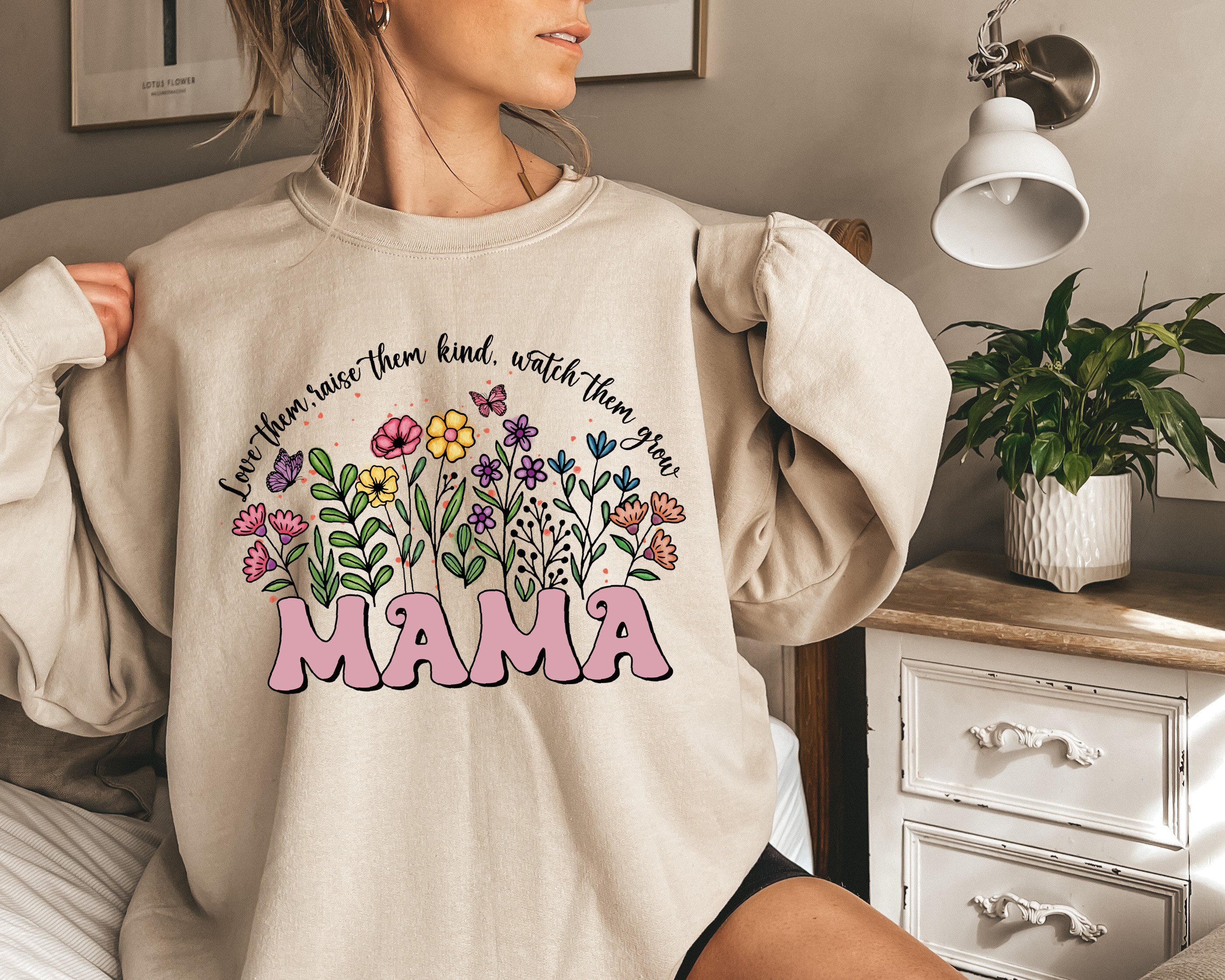 boho floral mama sweatshirt for moms funny mother day gift best mom ever shirt cute vintage mom life apparel y1hus scaled