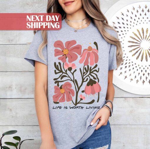 boho floral mom shirt with wildflowers nature lover design perfect for mothers day and botanical enthusiasts yhcgu