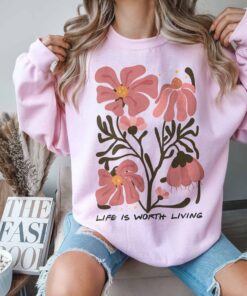 boho floral sweatshirt for moms retro wildflower crewneck nature tee botanical lover gift for mothers day uuss7