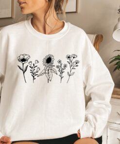 botanical flower sweatshirt for mom wildflower nature tee cute floral gift for girlfriend or mothers day zz2u7