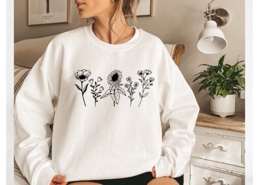 botanical flower sweatshirt for mom wildflower nature tee cute floral gift for girlfriend or mothers day zz2u7