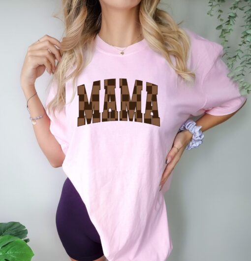 brown checkered mama t shirt cute trendy mother tee for mom life best mom ever shirt perfect for mothers day gifts hc2zq
