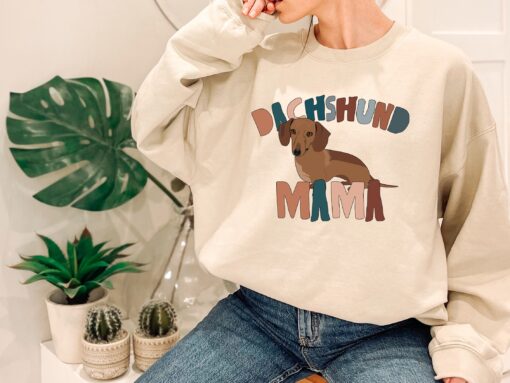 brown dachshund mama t shirt for dog moms funny pet lover shirt unique gifts for women dog lover apparel