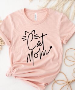 cat mom shirt for mothers day proud kitty mama t shirt cute gift for new cat moms funny cat lover tee tmjht