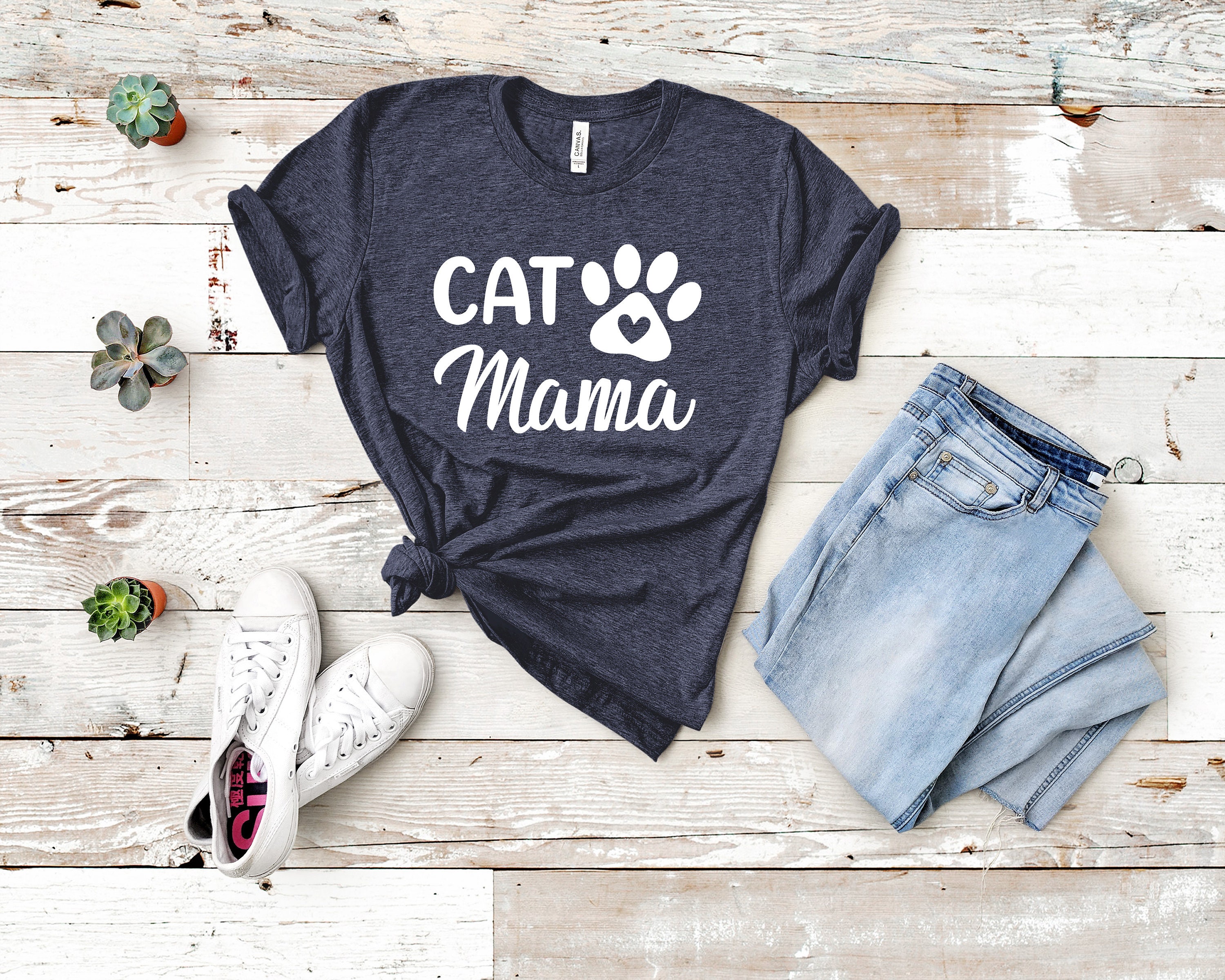 cat mom shirt funny cat mama t shirt for pet lovers cute cat lover gift ideal for cat owners and moms 2vxin scaled