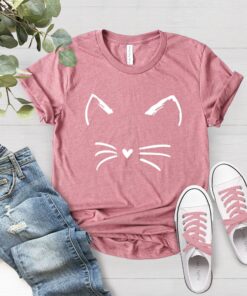 cat mom shirt with cute cat face design i love cats t shirt for animal lovers and cat owners rrmvr