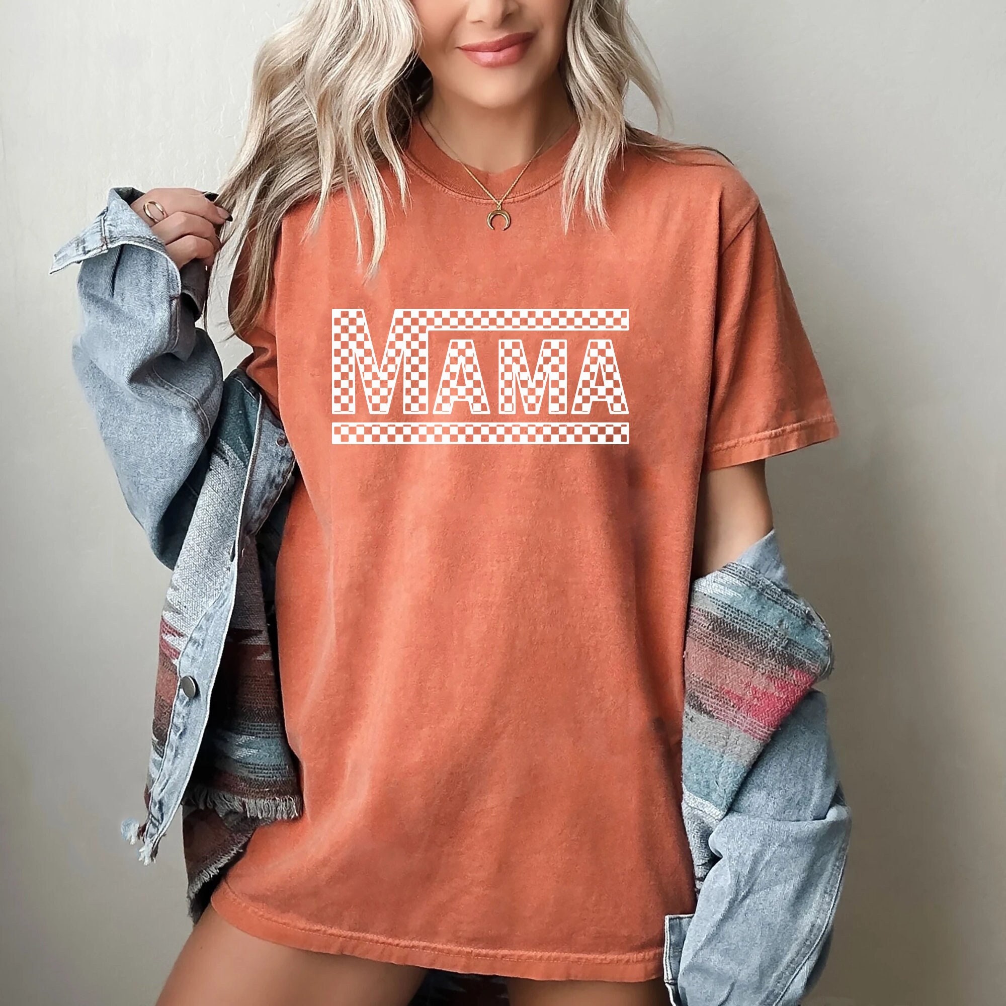 checkered retro mama shirt for varsity moms crewneck funny mom shirt ideal for mothers day gifts jj2ee