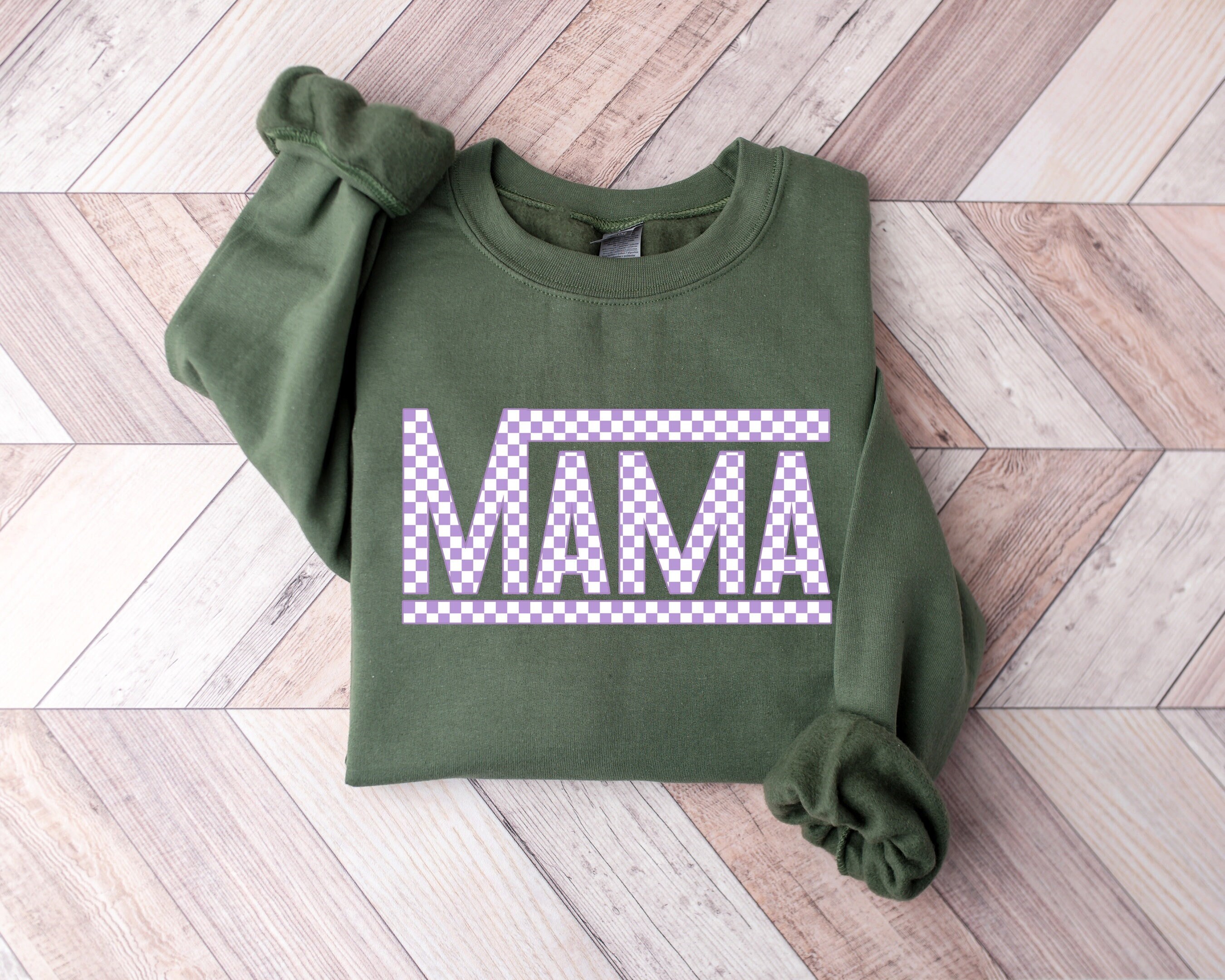 checkered retro mama sweatshirt and t shirt for mom life vintage style best mom ever gift for christmas fca83 scaled