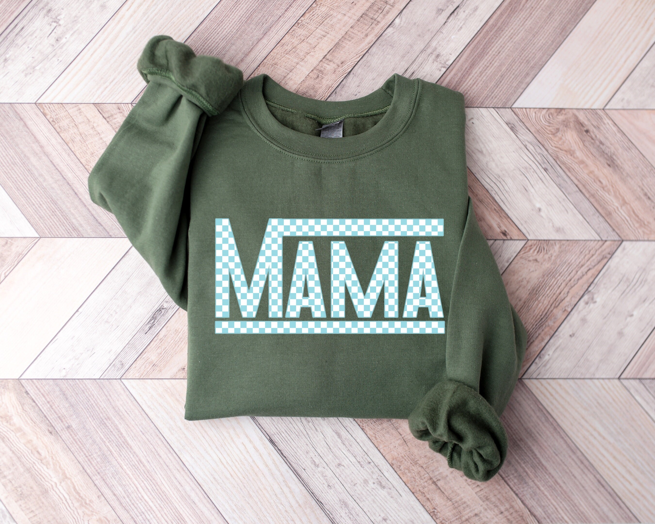 checkered retro mama sweatshirt and t shirt for mom life vintage style best mom ever gift idea nlrtz scaled