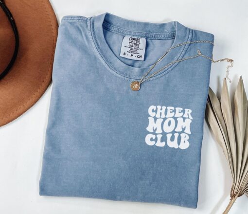 cheer mom club shirt funny cheer mama t shirt cute cheer mom tee for cheerleading fans and mothers day gifts qjomr