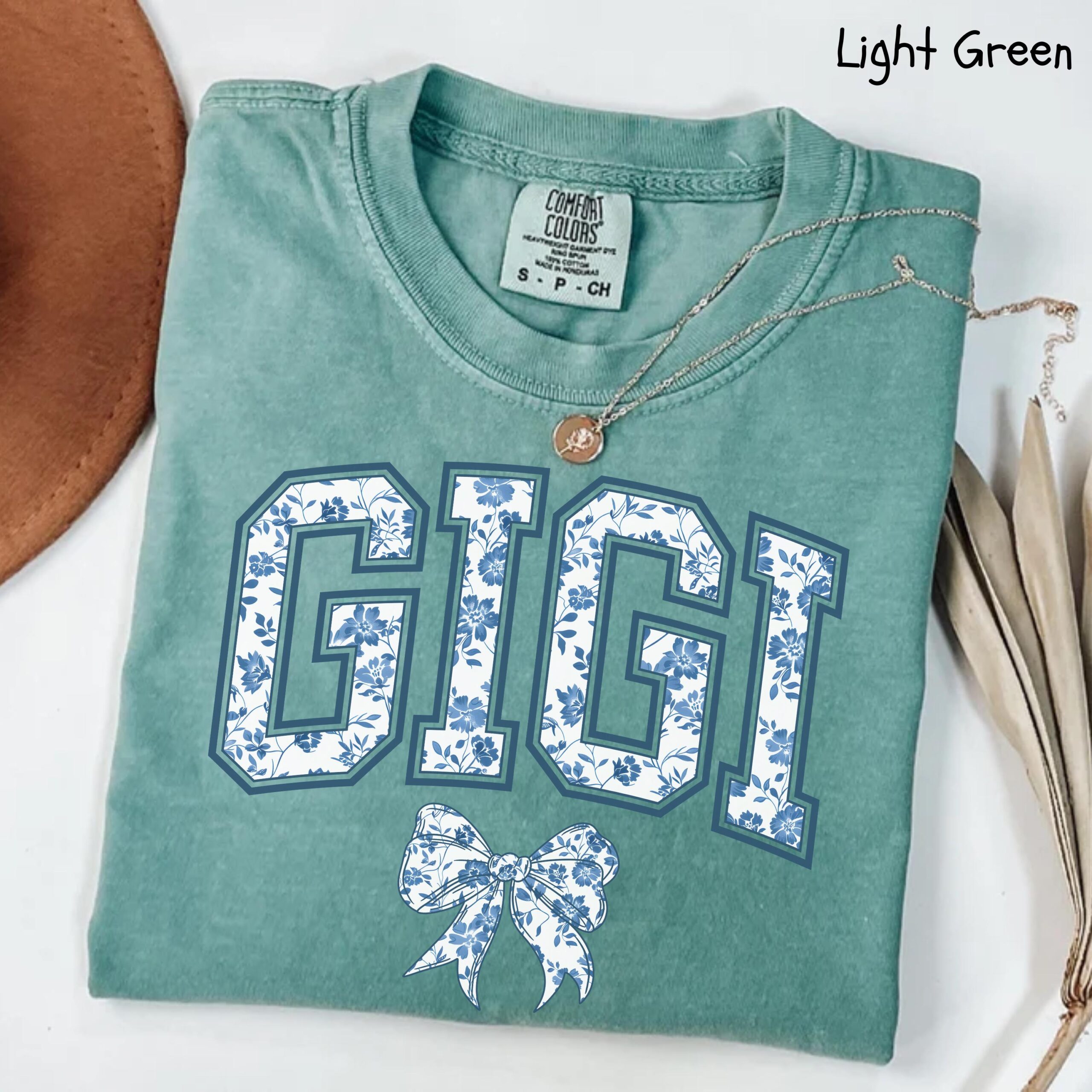 comfort colors gigi shirt in blue ribbon for grandma vintage aesthetic mothers day gift chinoiserie bow design shirt 4ye0o scaled