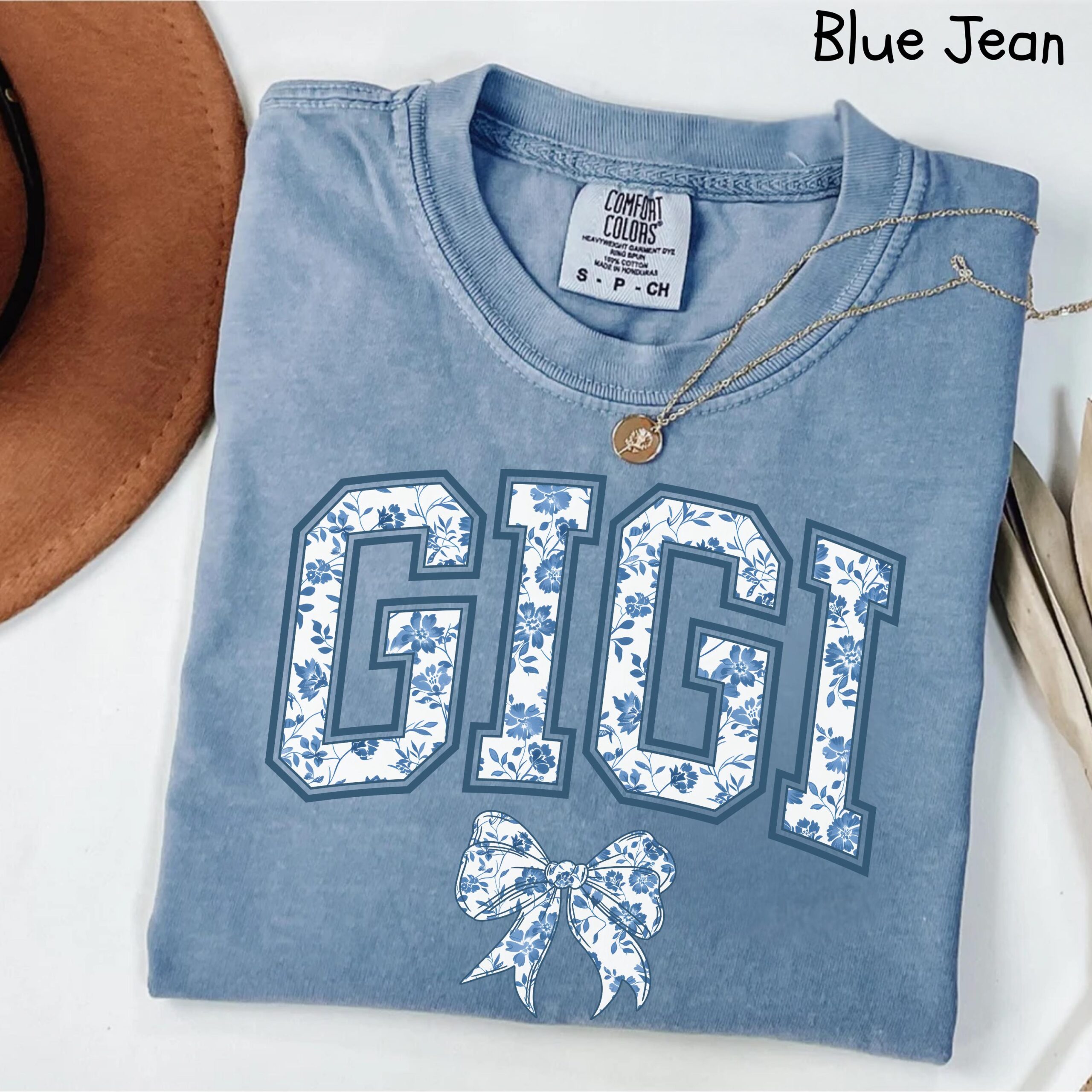 comfort colors gigi shirt in blue ribbon for grandma vintage aesthetic mothers day gift chinoiserie bow design shirt lx8jt scaled
