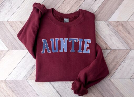 cool aunt sweatshirt for pregnancy announcement and mothers day gift unique auntie sweater for sisters 5yyhz