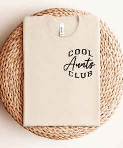 cool aunts club shirt for aunt life favorite aunt tee pregnancy announcement aunt t shirt unique aunt gift from niece 14egg