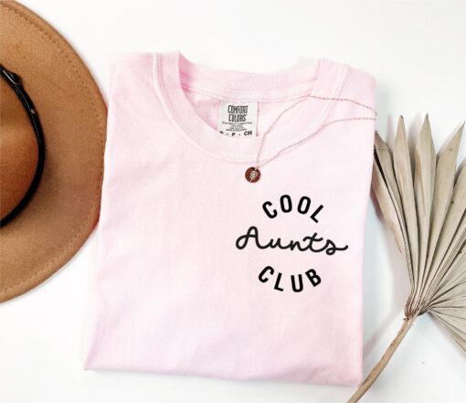 cool aunts club shirt for auntie cute aunt birthday gift mothers day gifts tia shirt unique aunt announcement shirt uh48d