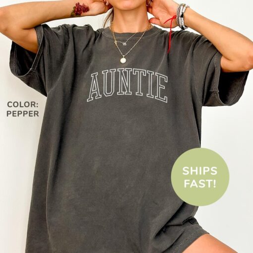 cool aunts club shirt for new auntie pregnancy announcement funny aunt t shirt unique gift for aunt to be