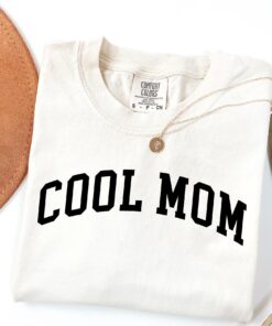 cool mom shirt for new mothers funny mom life t shirt best mom ever gift for mothers day from daughter bgz71