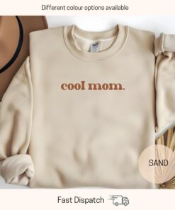 cool mom sweatshirt crewneck best mom ever shirt trendy mama gift for mothers day funny mom life apparel xsynf