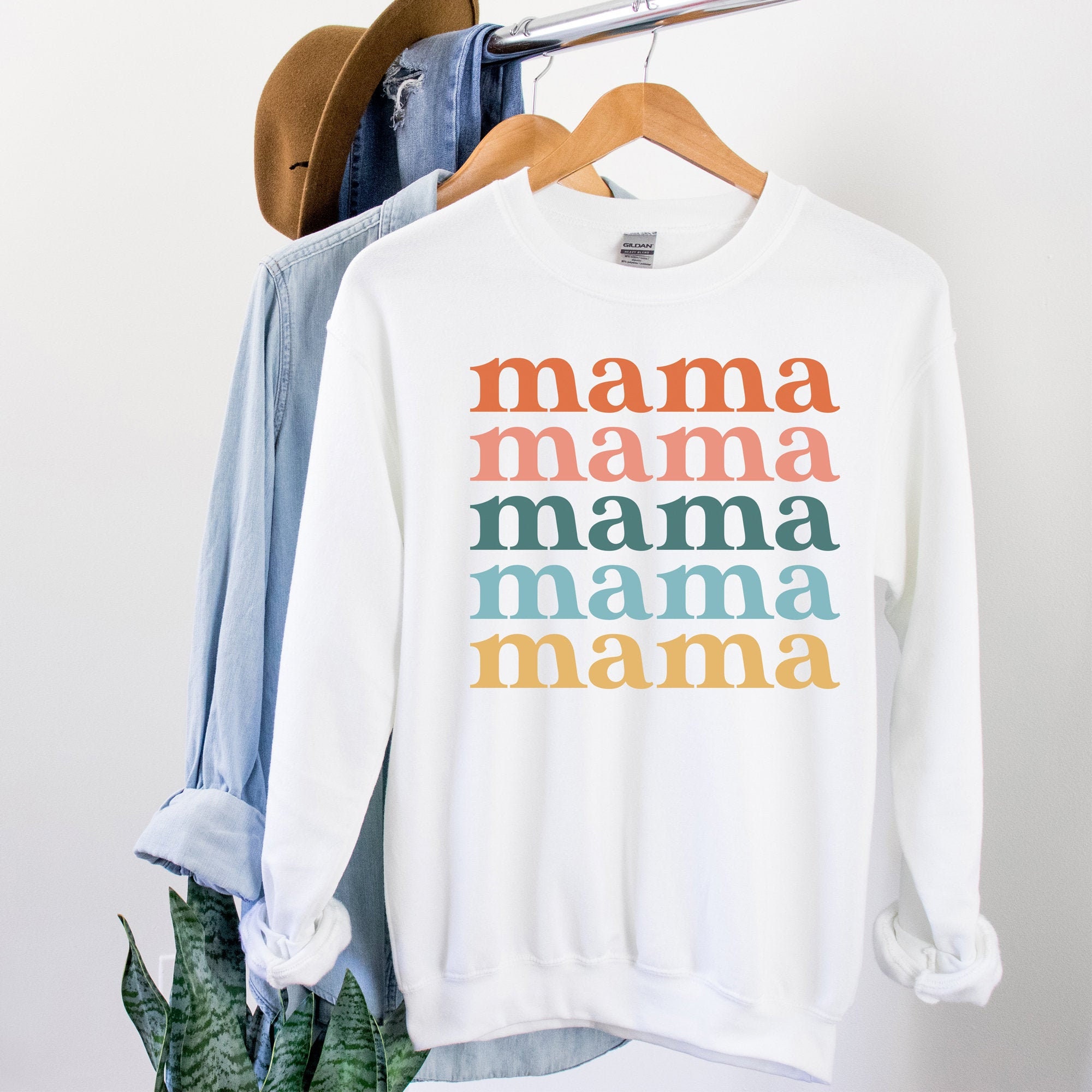 cool mom sweatshirt with sayings cute mama crewneck shirt for women vintage mom life apparel korai