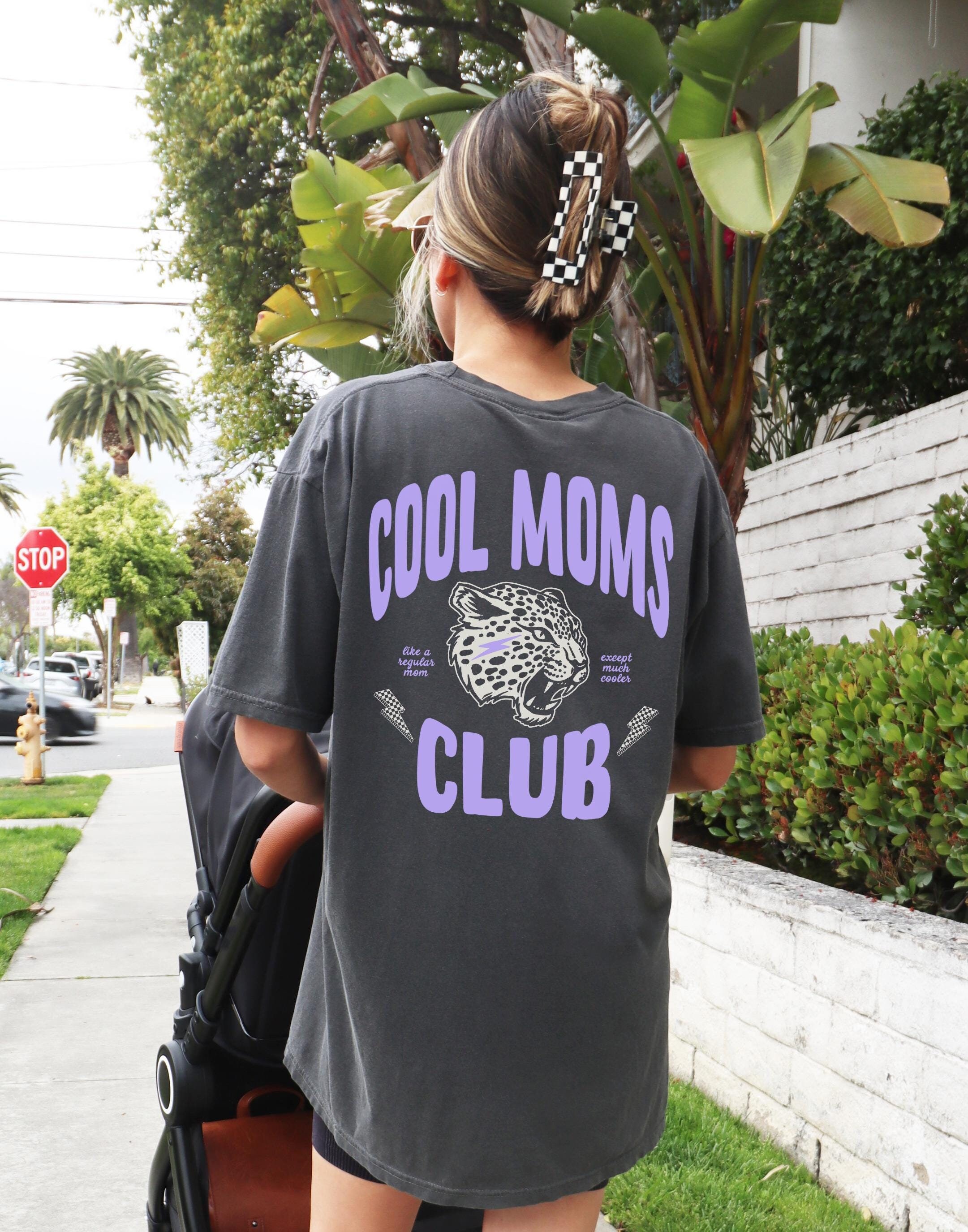 cool moms club graphic tee for women vintage mama shirt funny mom life t shirt best mom ever gift edgy style 5gug3 scaled