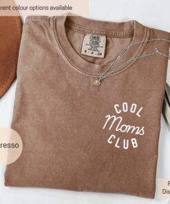 cool moms club shirt for mom life minimalist cute mom shirt and trendy mothers day gift 4pcpt